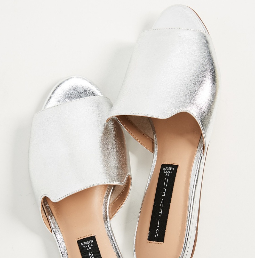 NWOT Silver Metallic Leather Slide